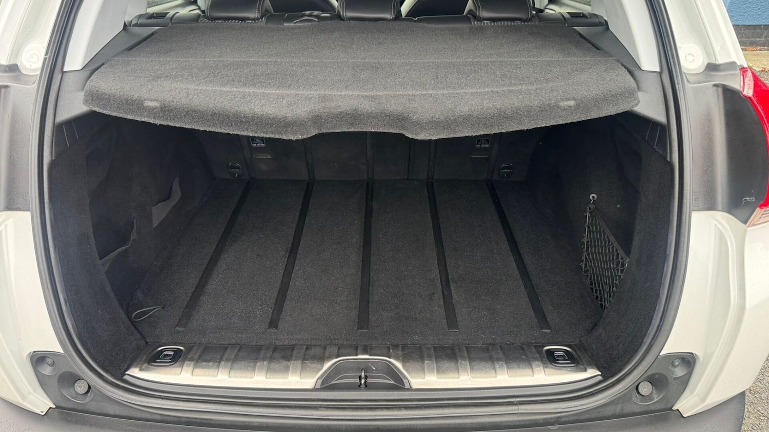 Used Peugeot 2008 2014 for sale - 76343796: Photo 7