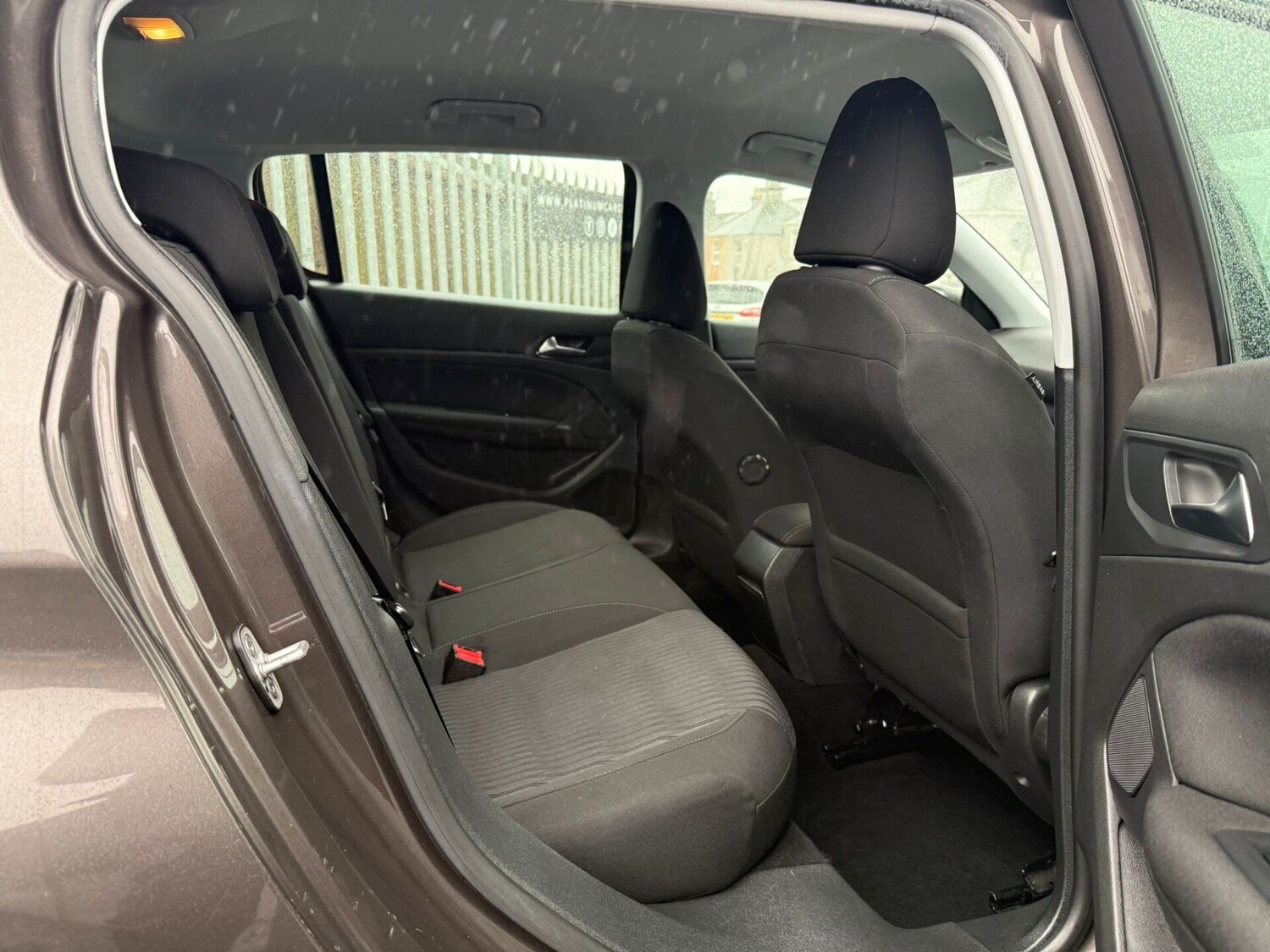 Used Peugeot 308 2014 for sale - 75984476: Photo 8