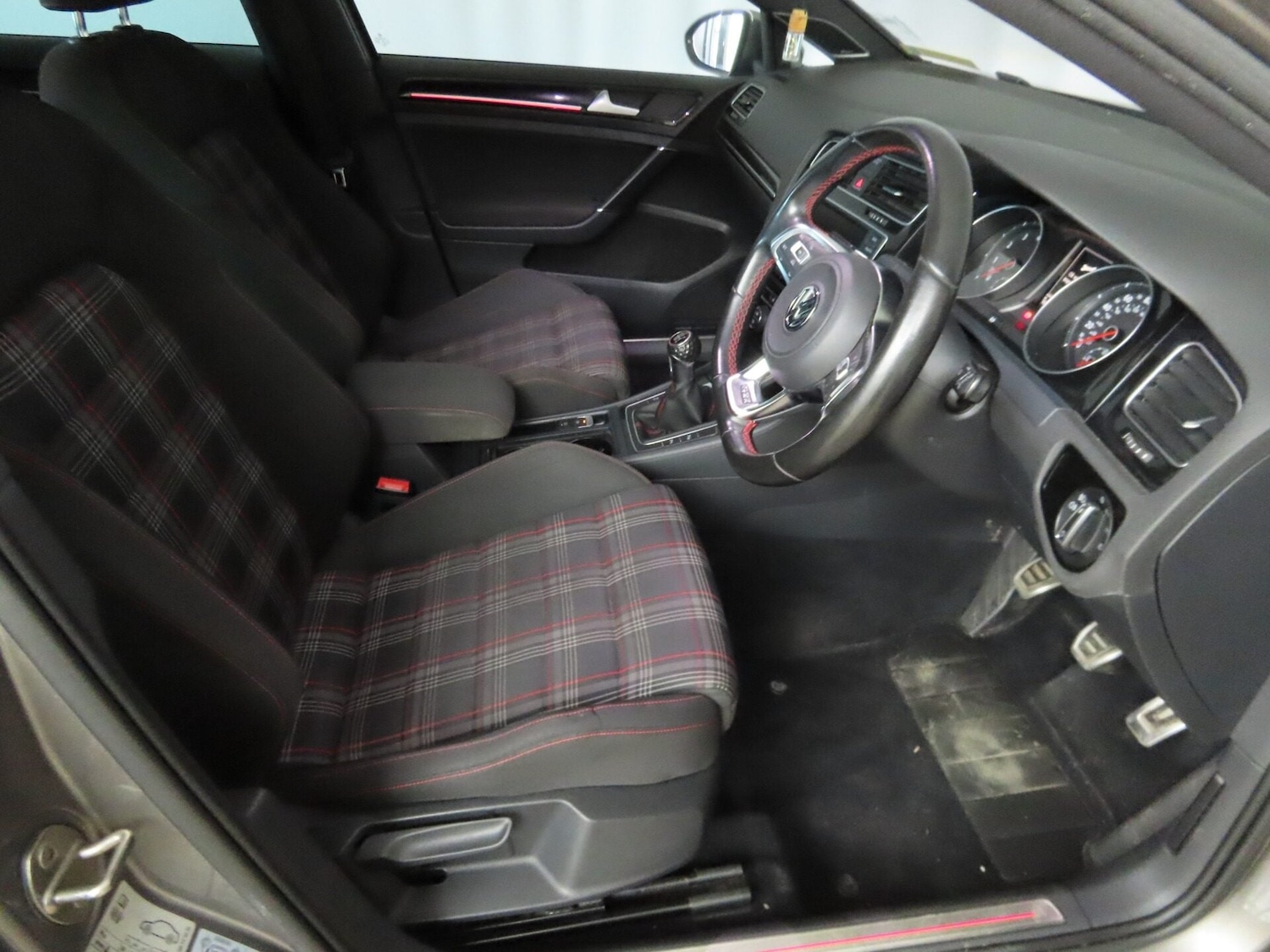 Used Volkswagen Golf 2015 for sale - 78164579: Photo 10