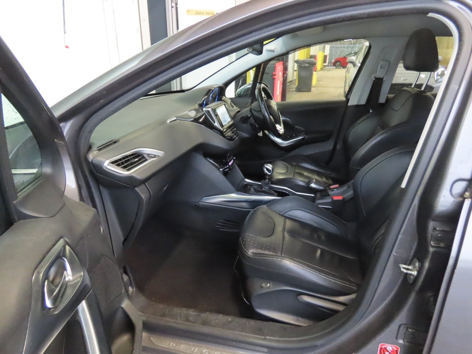 Used Peugeot 2008 2014 for sale - 77605412: Photo 7