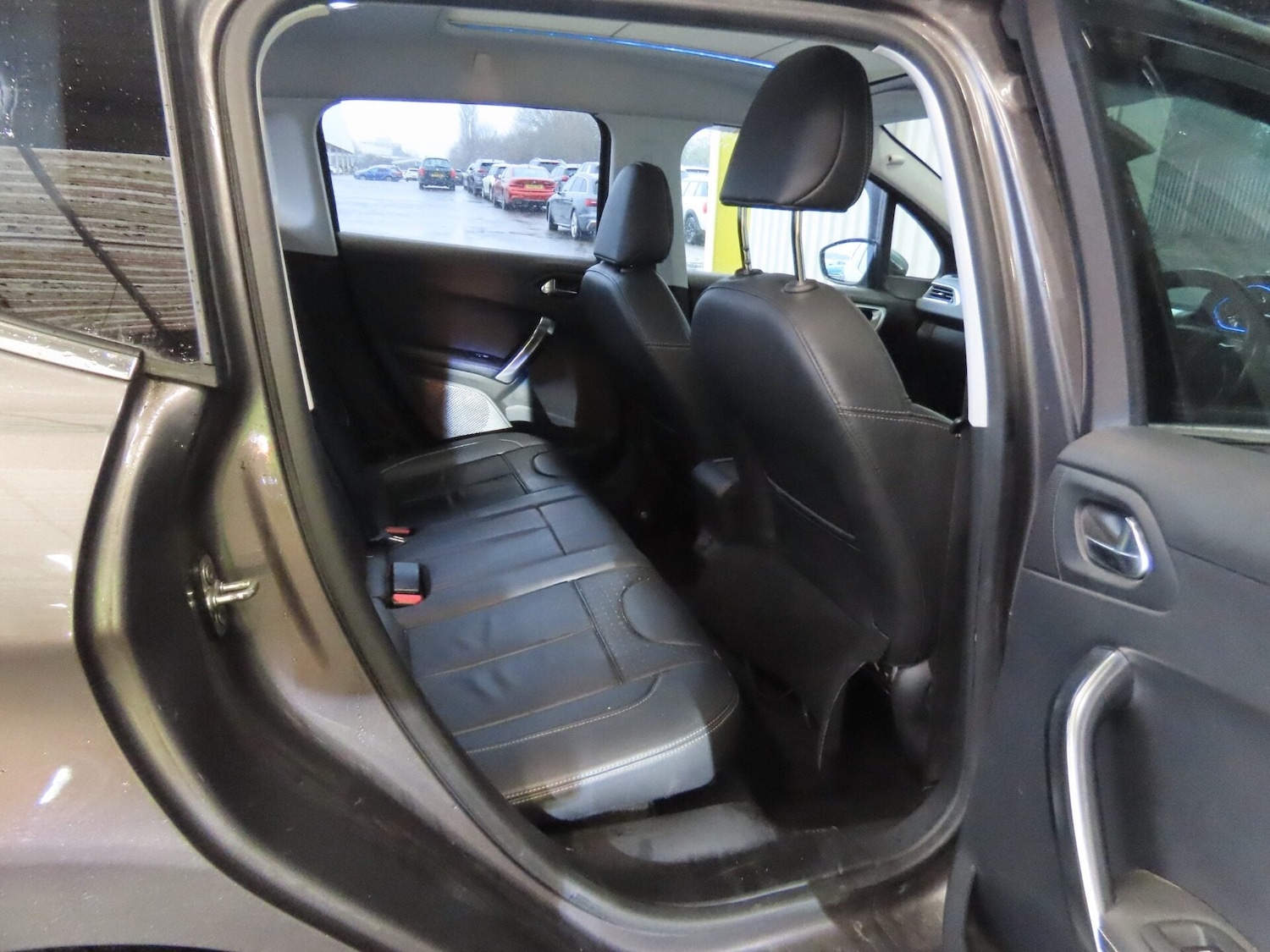 Used Peugeot 2008 2014 for sale - 77605412: Photo 8