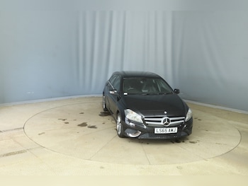 Used Mercedes-Benz A-Class 2015 for sale - 78790299: Photo