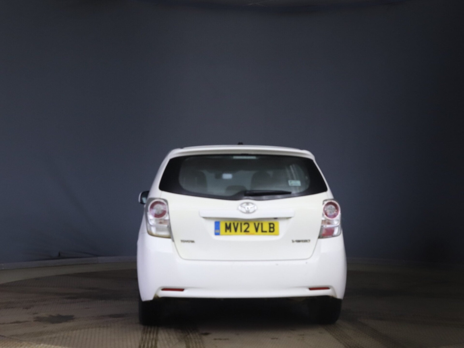 Used Toyota Verso 2012 for sale - 77490817: Photo 4