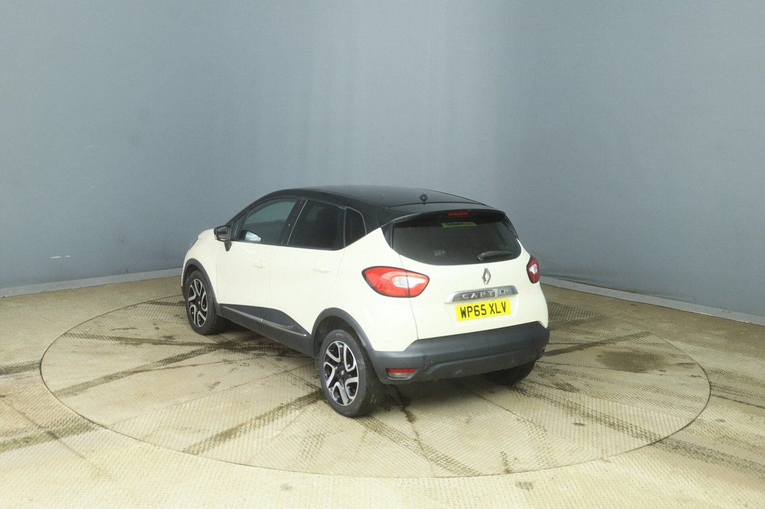 Used Renault Captur 2015 for sale - 77517642: Photo 4
