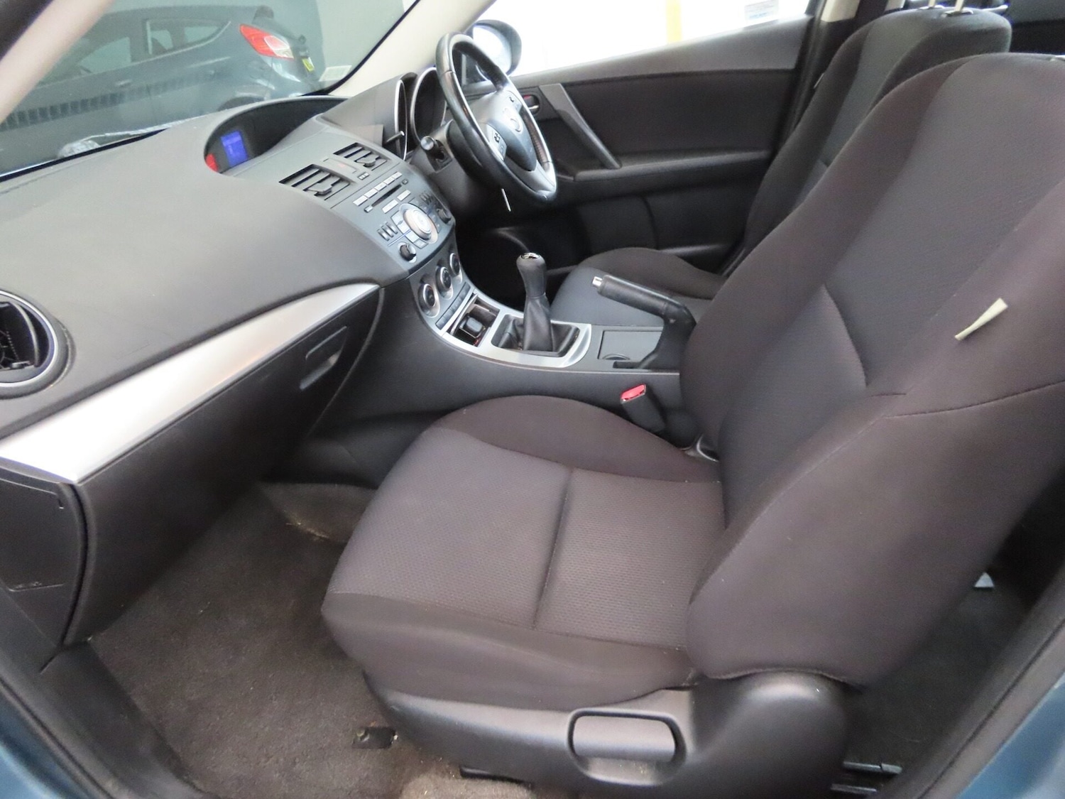 Used Mazda Mazda3 2010 for sale - 77831850: Photo 10
