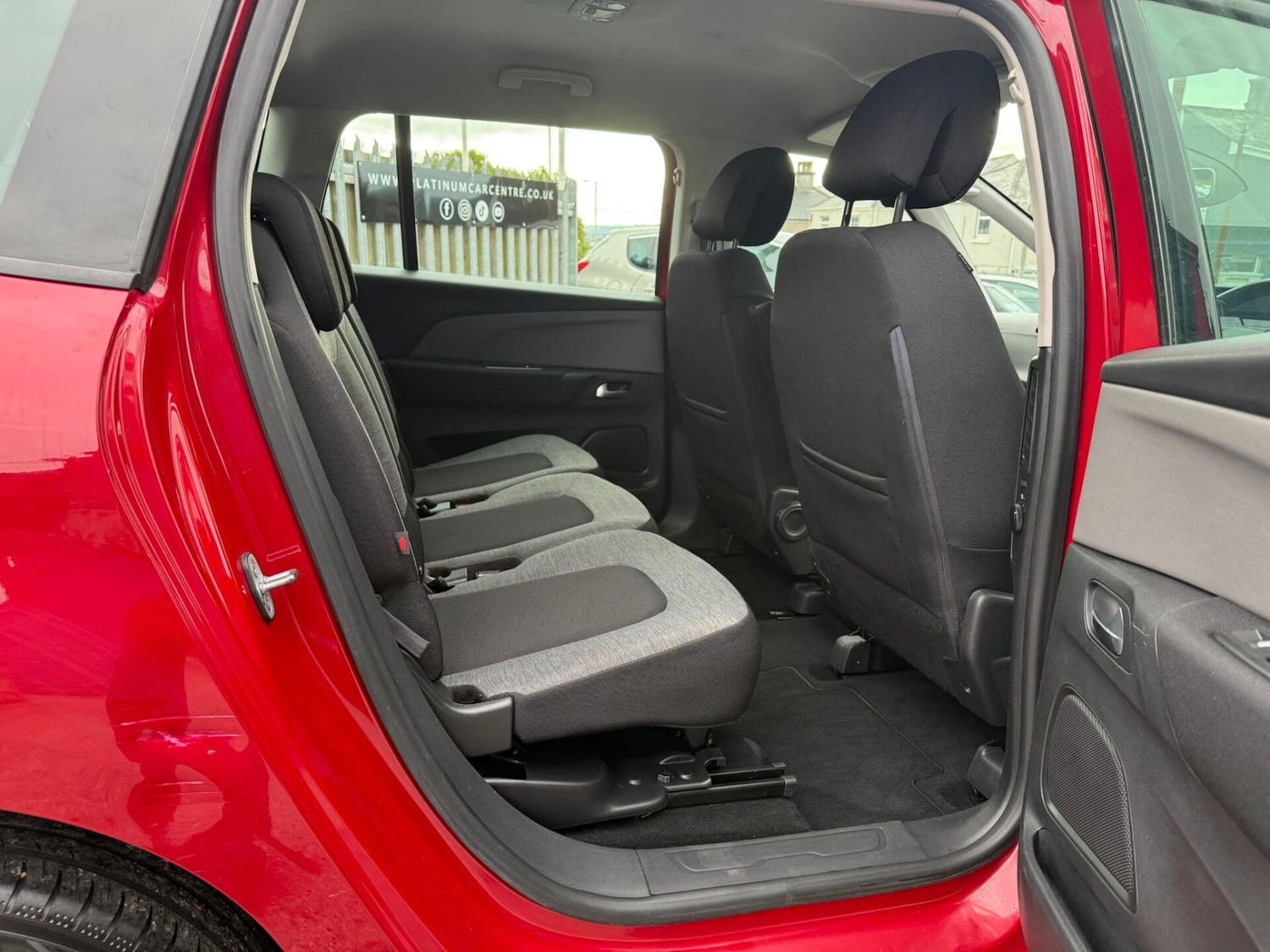 Used Citroen C4 Grand Picasso 2019 for sale - 76207606: Photo 8