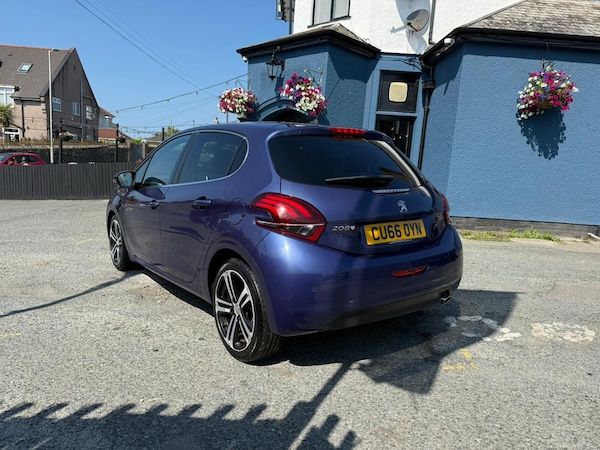 Used Peugeot 208 2016 for sale - 75426778: Photo 6