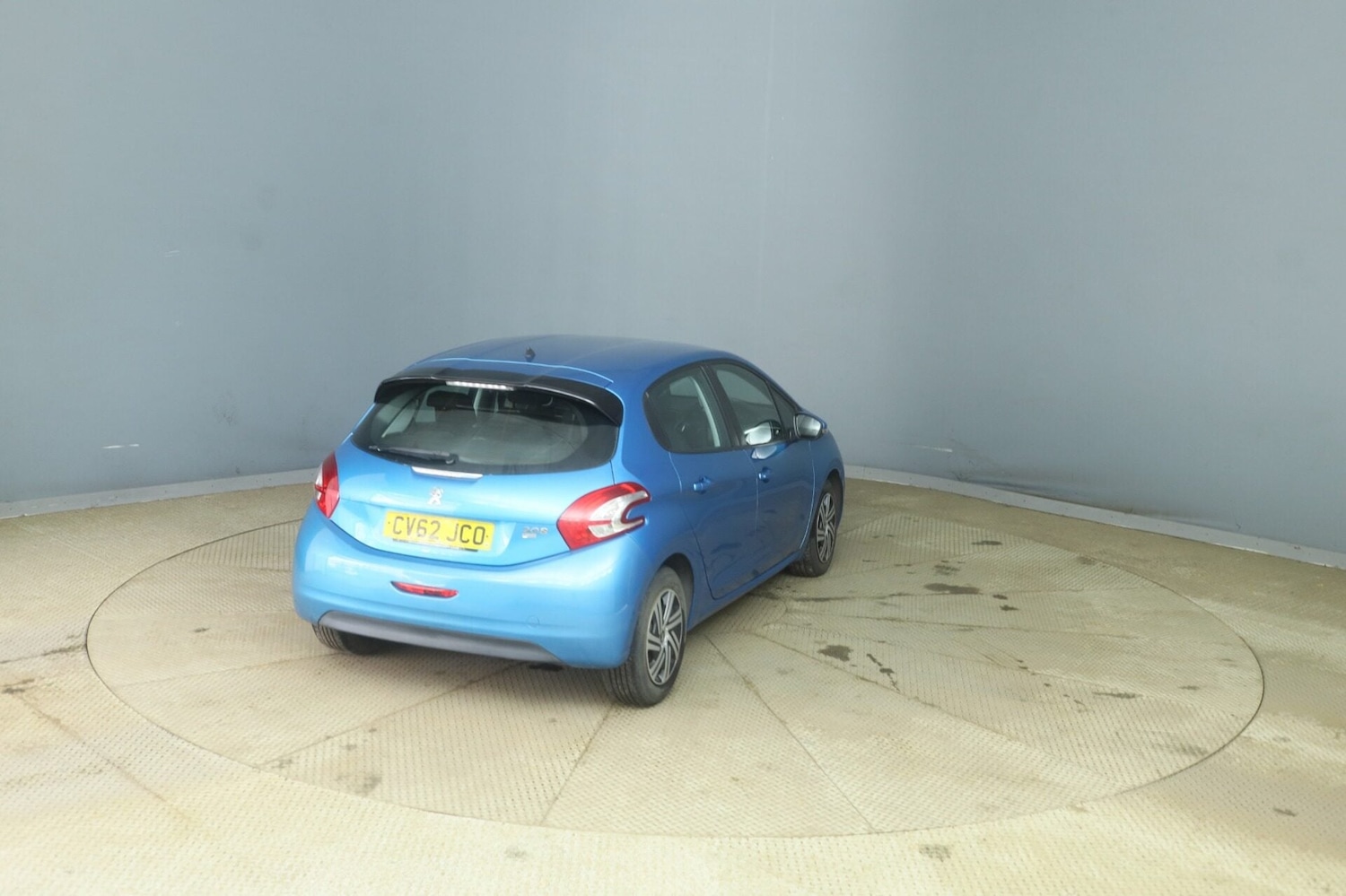 Used Peugeot 208 2012 for sale - 77663574: Photo 6