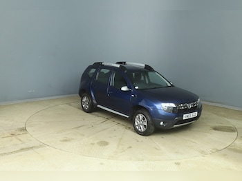 Used Dacia Duster 2015 for sale - 77932768: Photo