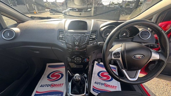 Used Ford Fiesta 2015 for sale - 76275252: Photo 10