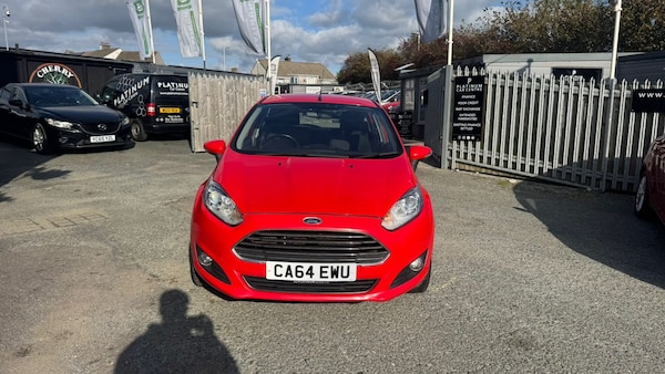 Used Ford Fiesta 2015 for sale - 76275252: Photo 2