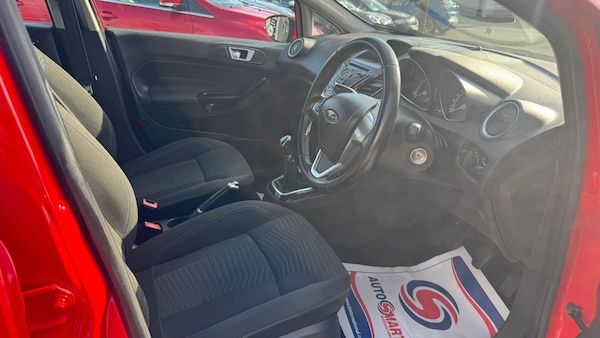 Used Ford Fiesta 2015 for sale - 76275252: Photo 9