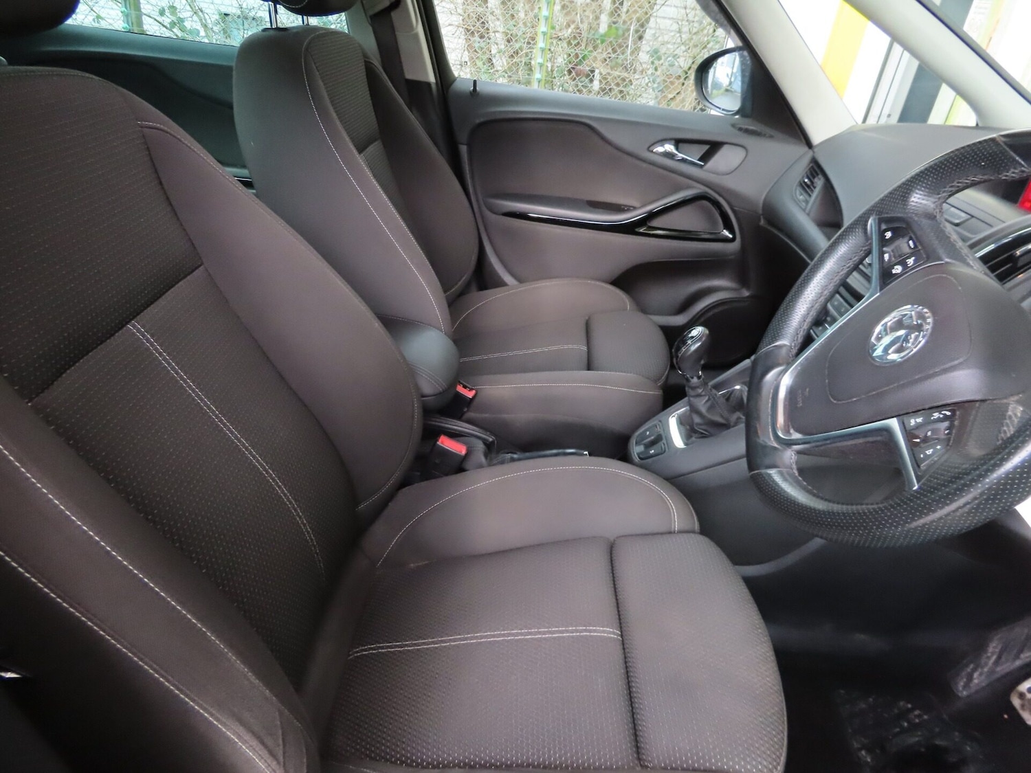 Used Vauxhall Zafira 2015 for sale - 77663563: Photo 10