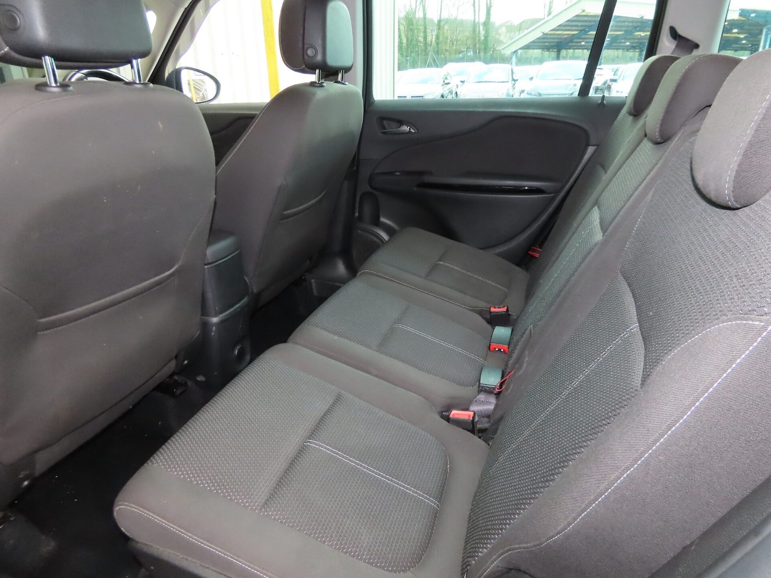 Used Vauxhall Zafira 2015 for sale - 77663563: Photo 7