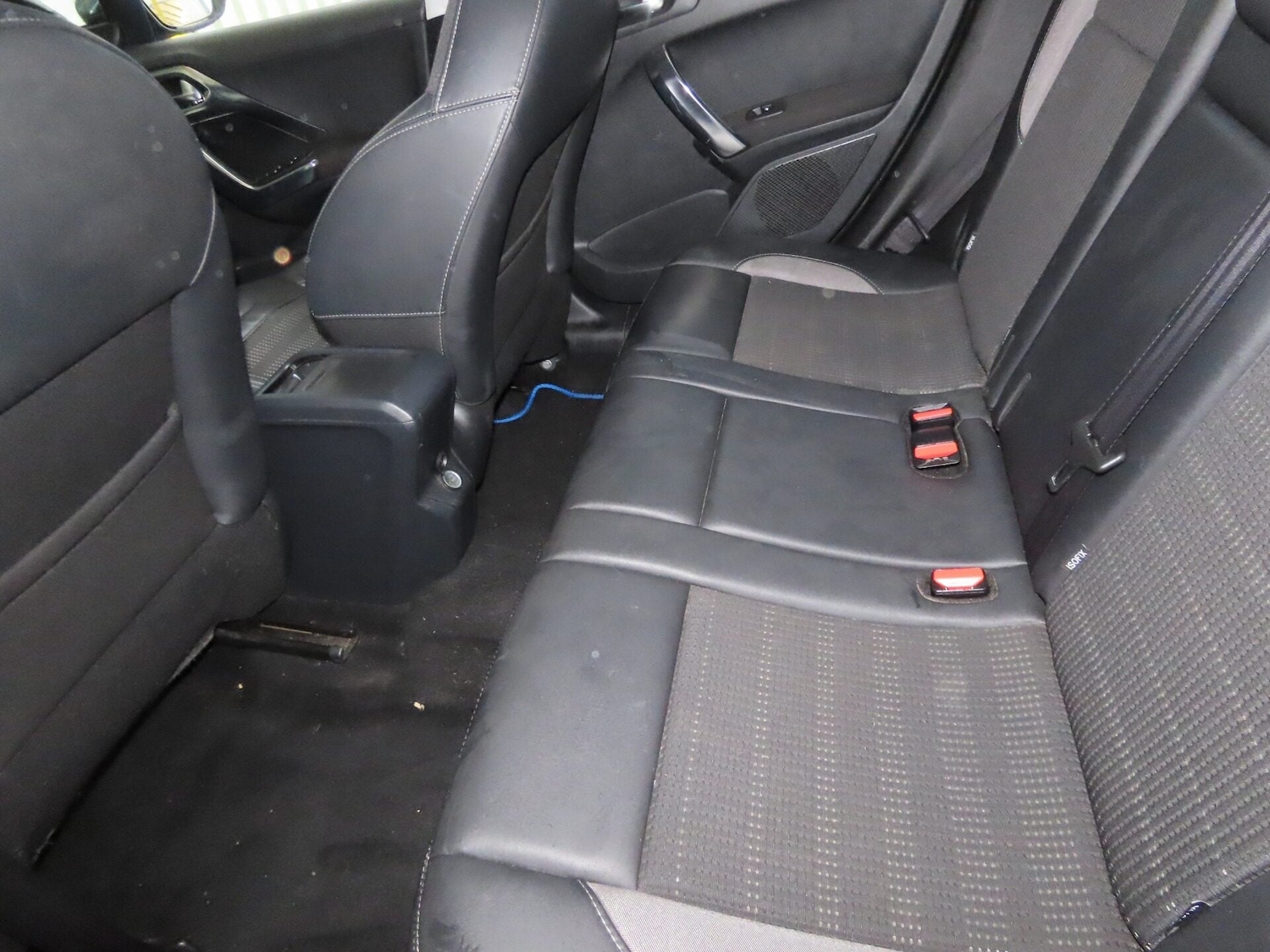 Used Peugeot 2008 2015 for sale - 77432726: Photo 7