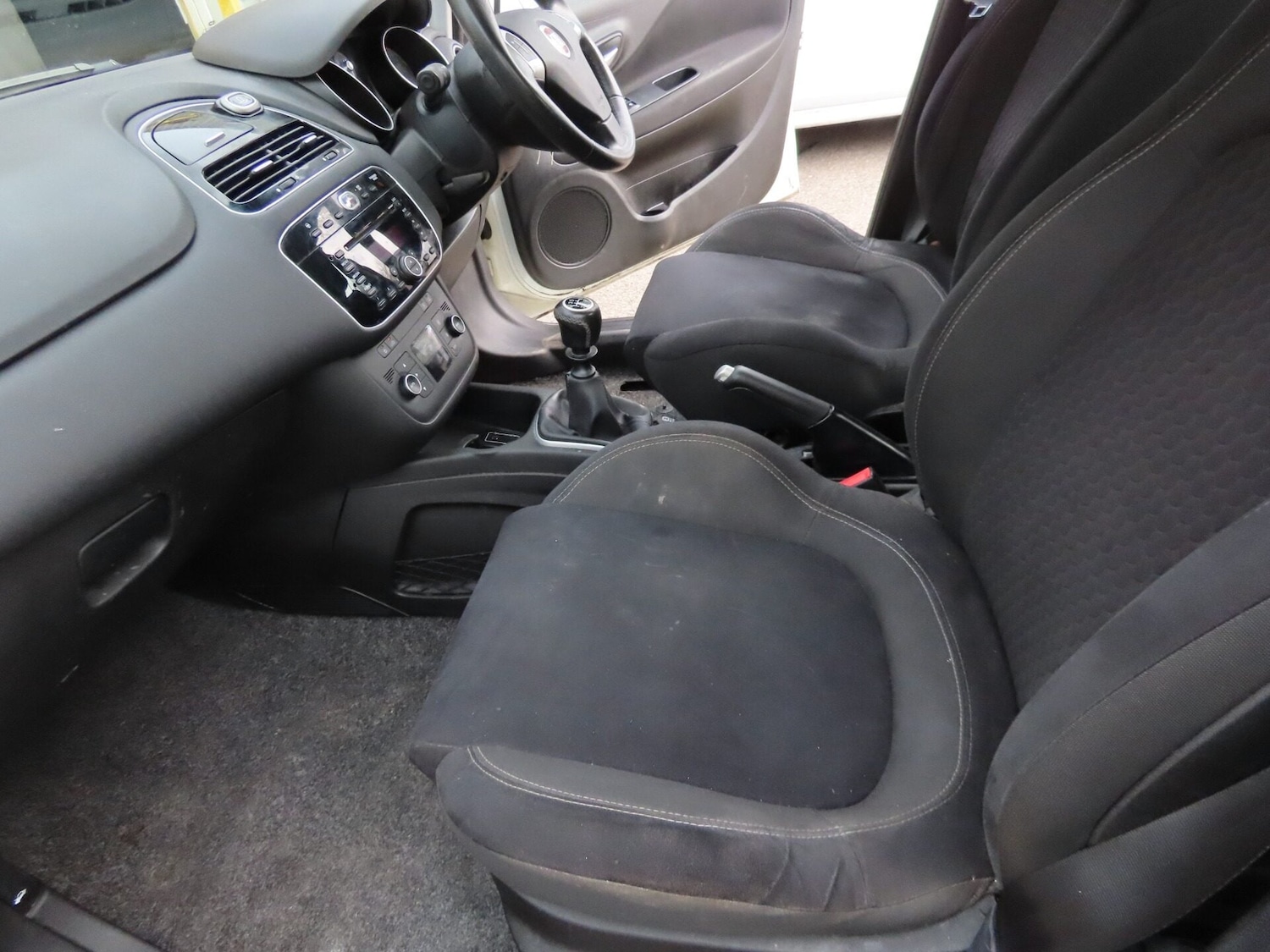 Used Fiat Punto 2016 for sale - 78012890: Photo 11