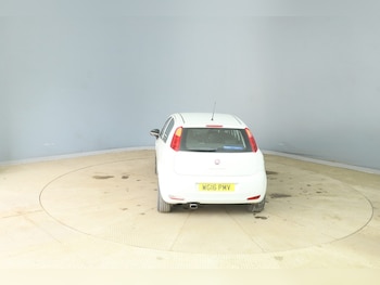 Used Fiat Punto 2016 for sale - 78012890: Photo