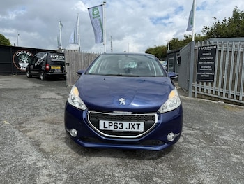 Used Peugeot 208 2014 for sale - 75426315: Photo