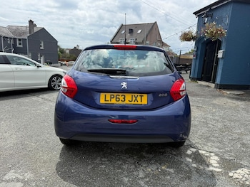 Used Peugeot 208 2014 for sale - 75426315: Photo