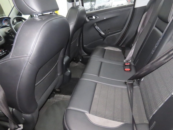 Used MINI Hatch 2015 for sale - 76207598: Photo 7