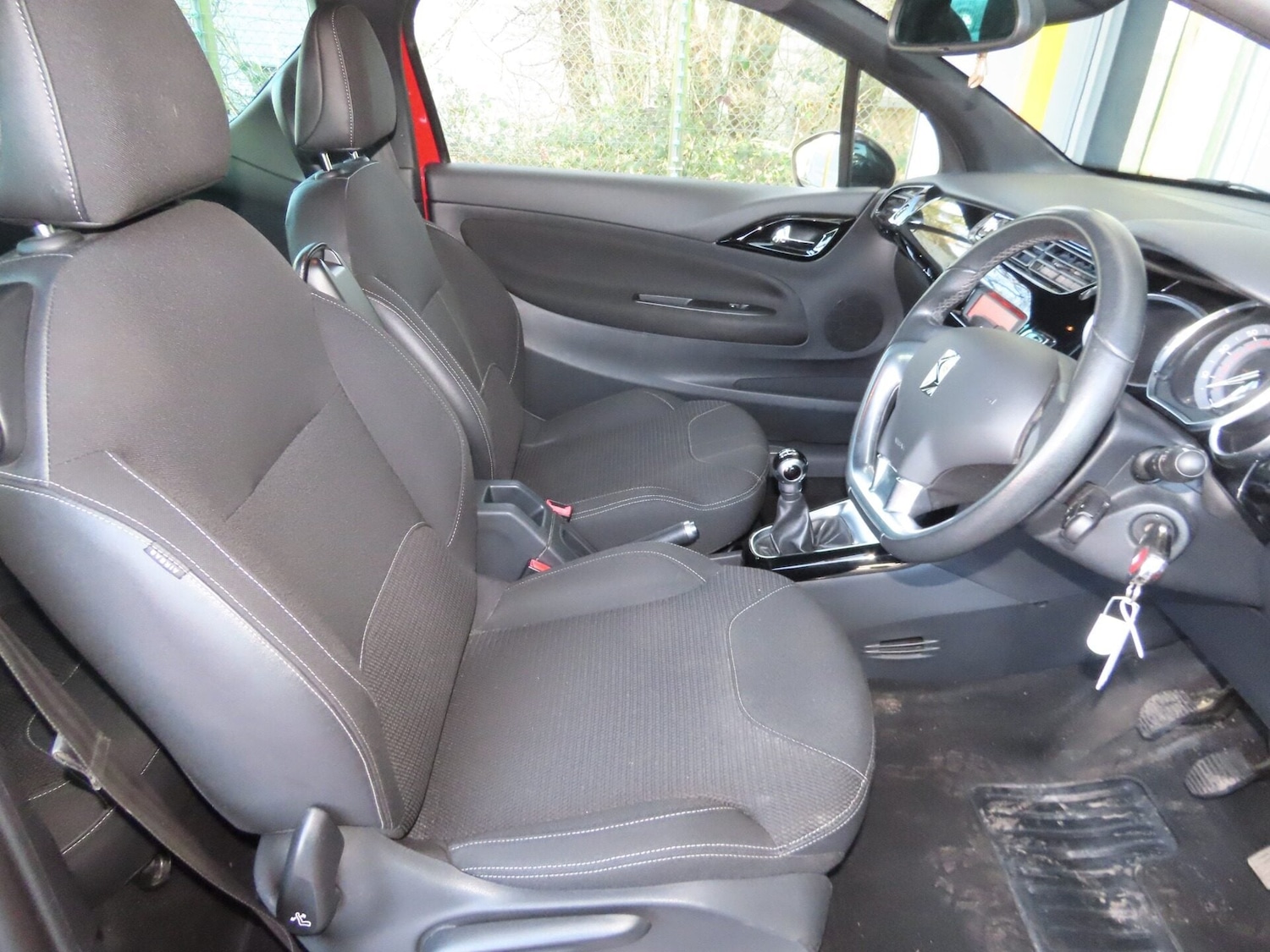 Used Citroen DS3 2012 for sale - 77831854: Photo 10