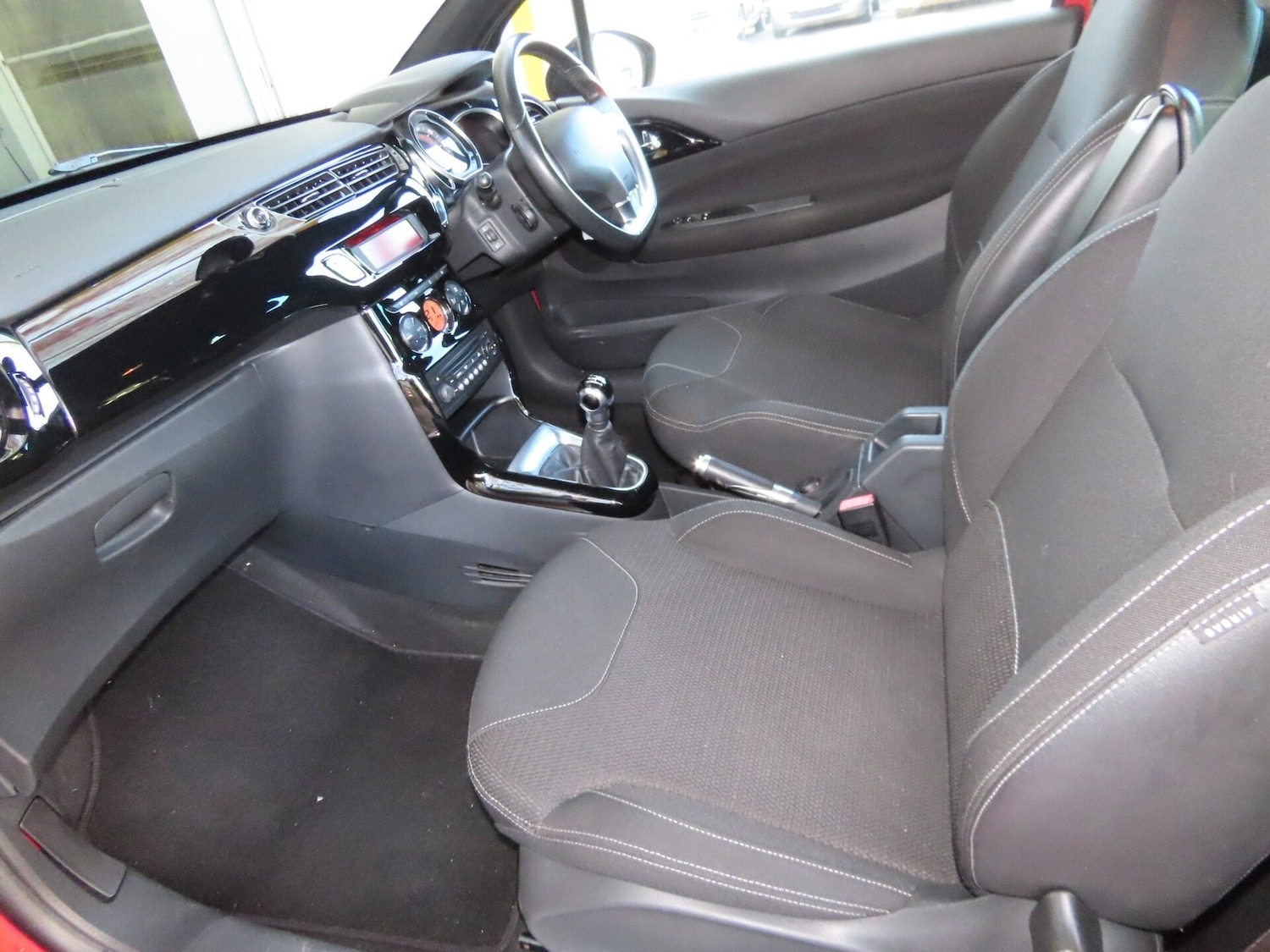 Used Citroen DS3 2012 for sale - 77831854: Photo 11