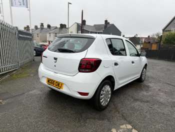 Used Dacia Sandero 2017 for sale - 73303292: Photo