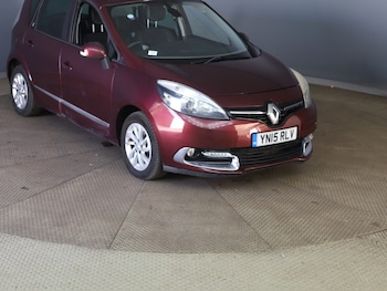 Used Renault Scenic 2015 for sale - 79545554: Photo