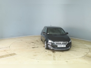 Used Peugeot 308 2016 for sale - 77932765: Photo