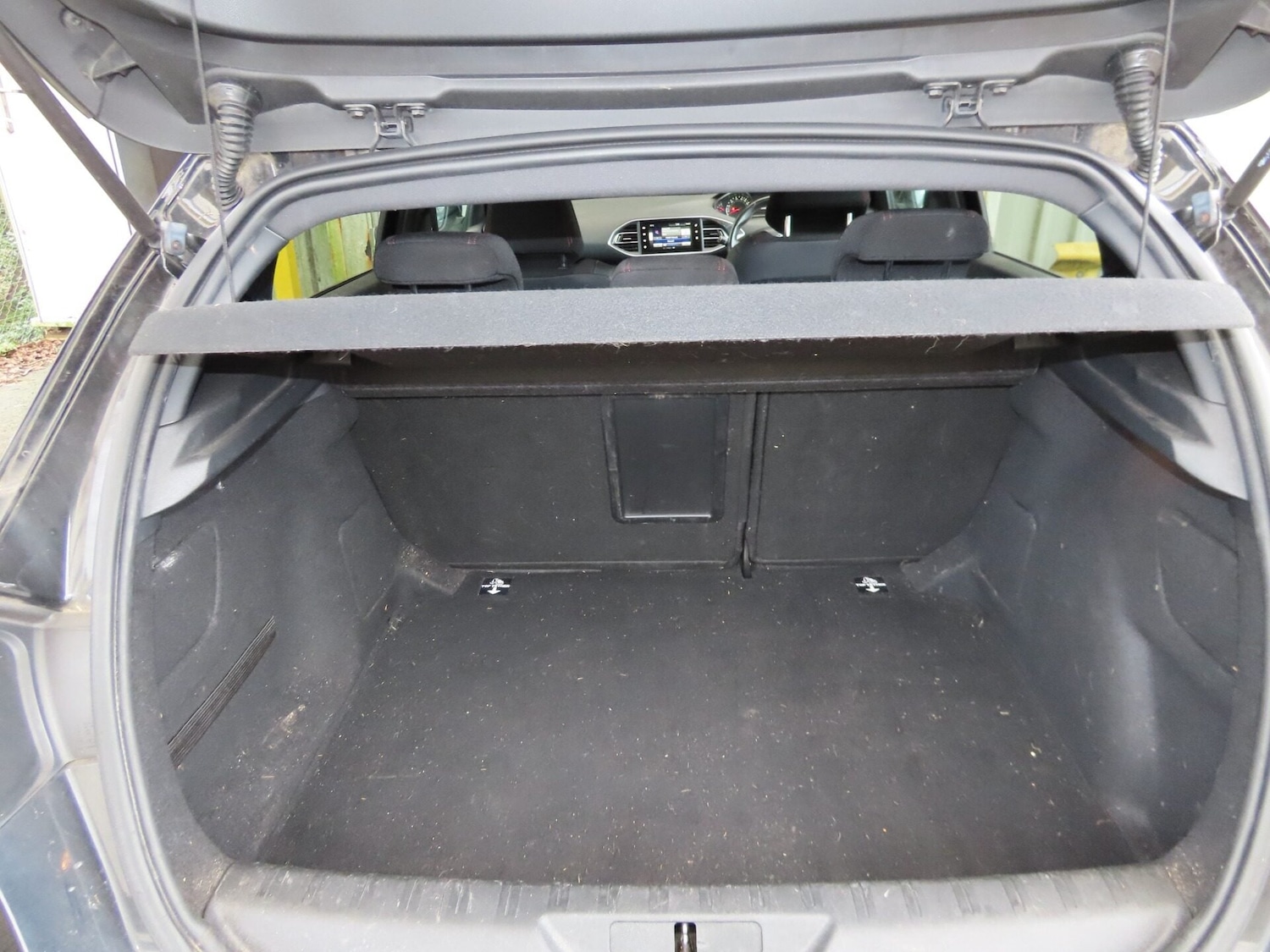 Used Peugeot 308 2016 for sale - 77932765: Photo 9