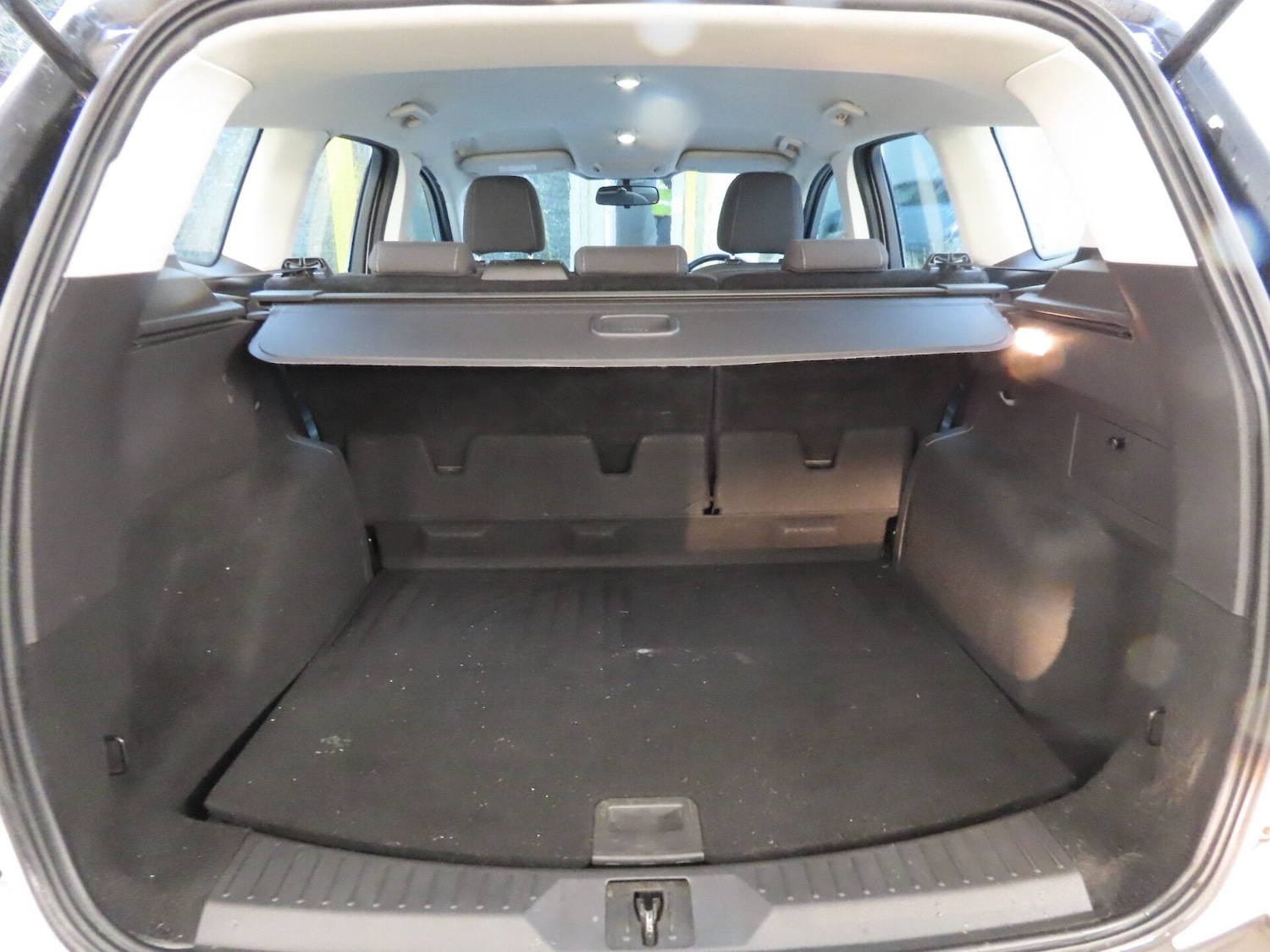 Used Ford Kuga 2014 for sale - 77351313: Photo 9