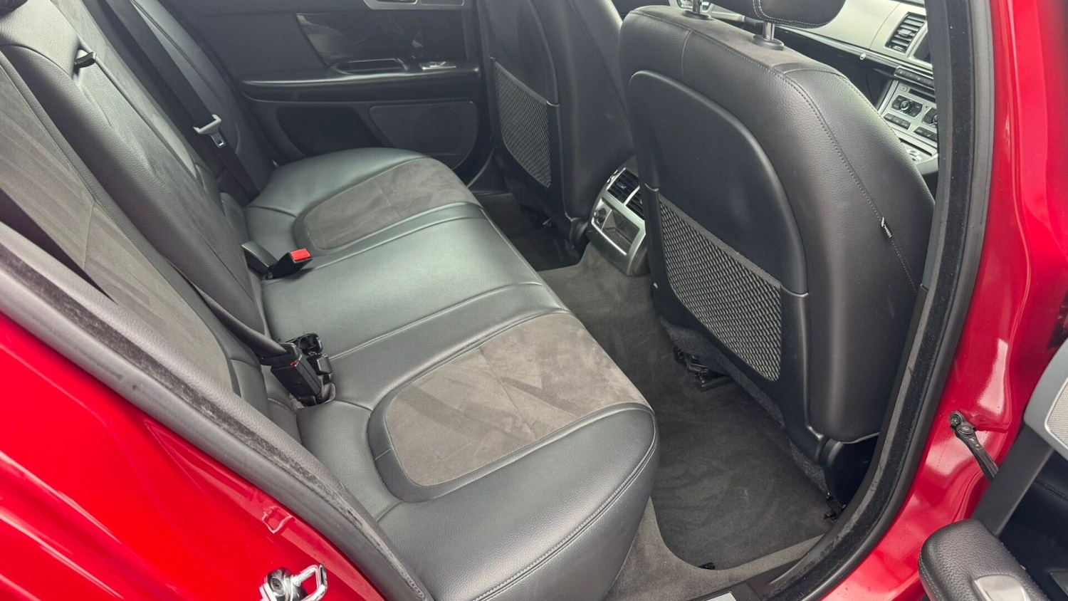 Used Jaguar XF 2014 for sale - 76365760: Photo 8