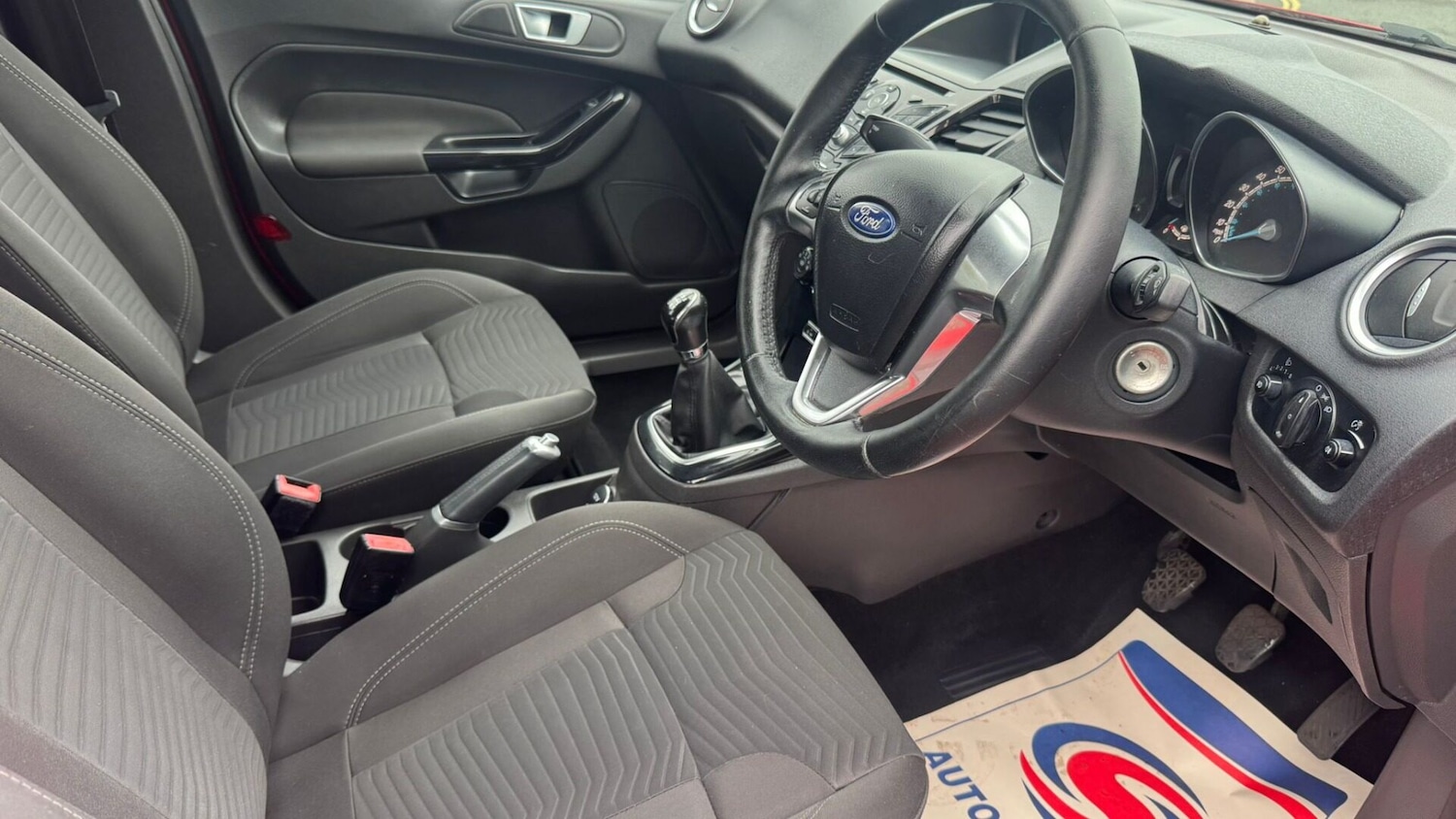 Used Ford Fiesta 2015 for sale - 76331176: Photo 10