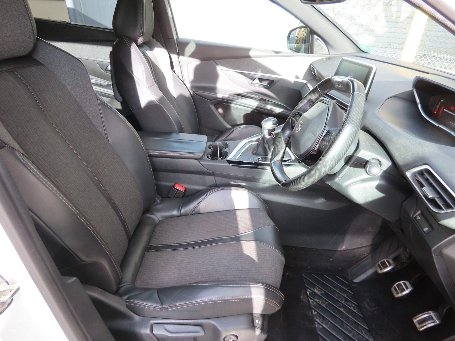 Used Peugeot 5008 2018 for sale - 77272453: Photo 10