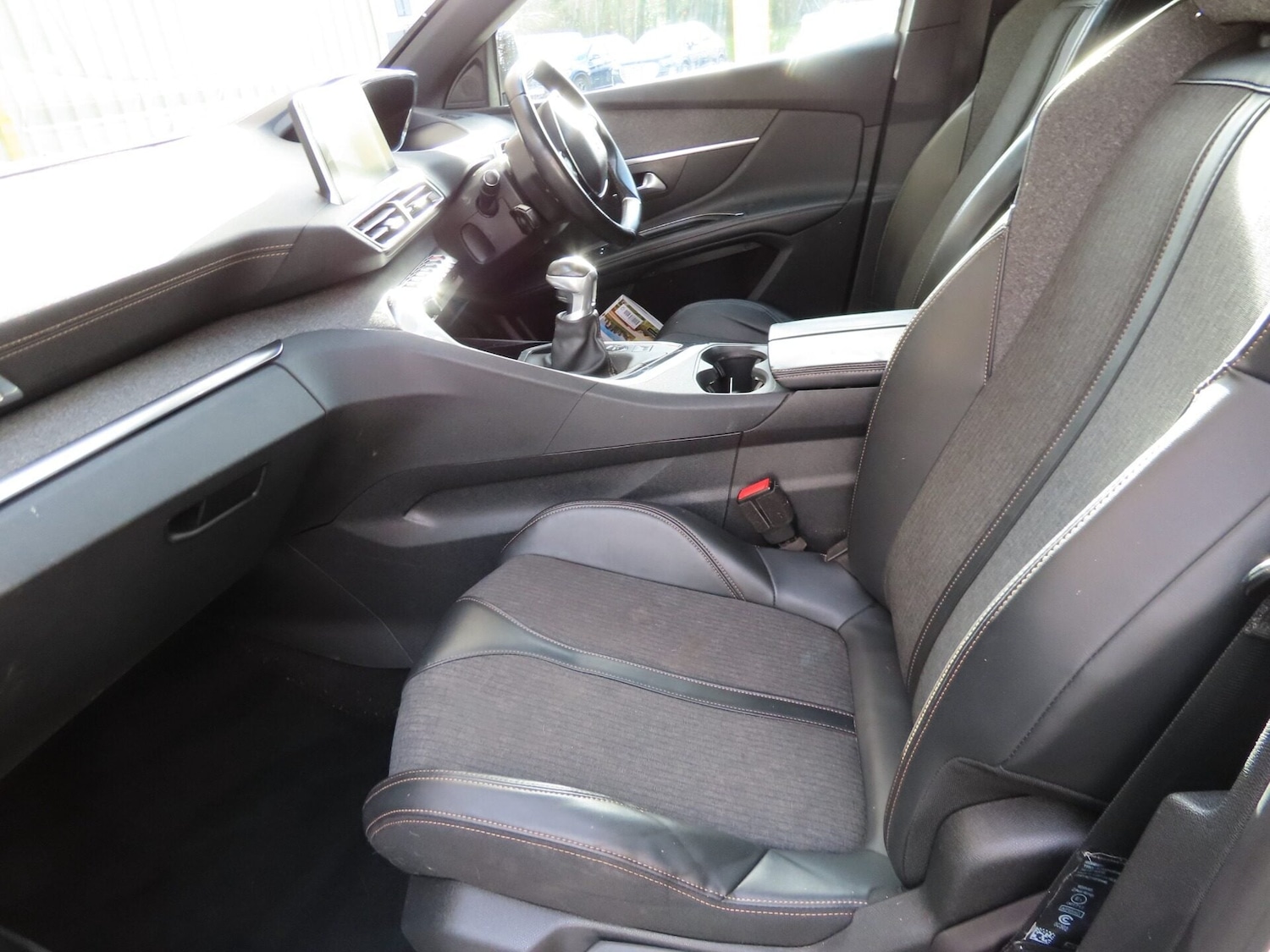 Used Peugeot 5008 2018 for sale - 77272453: Photo 11