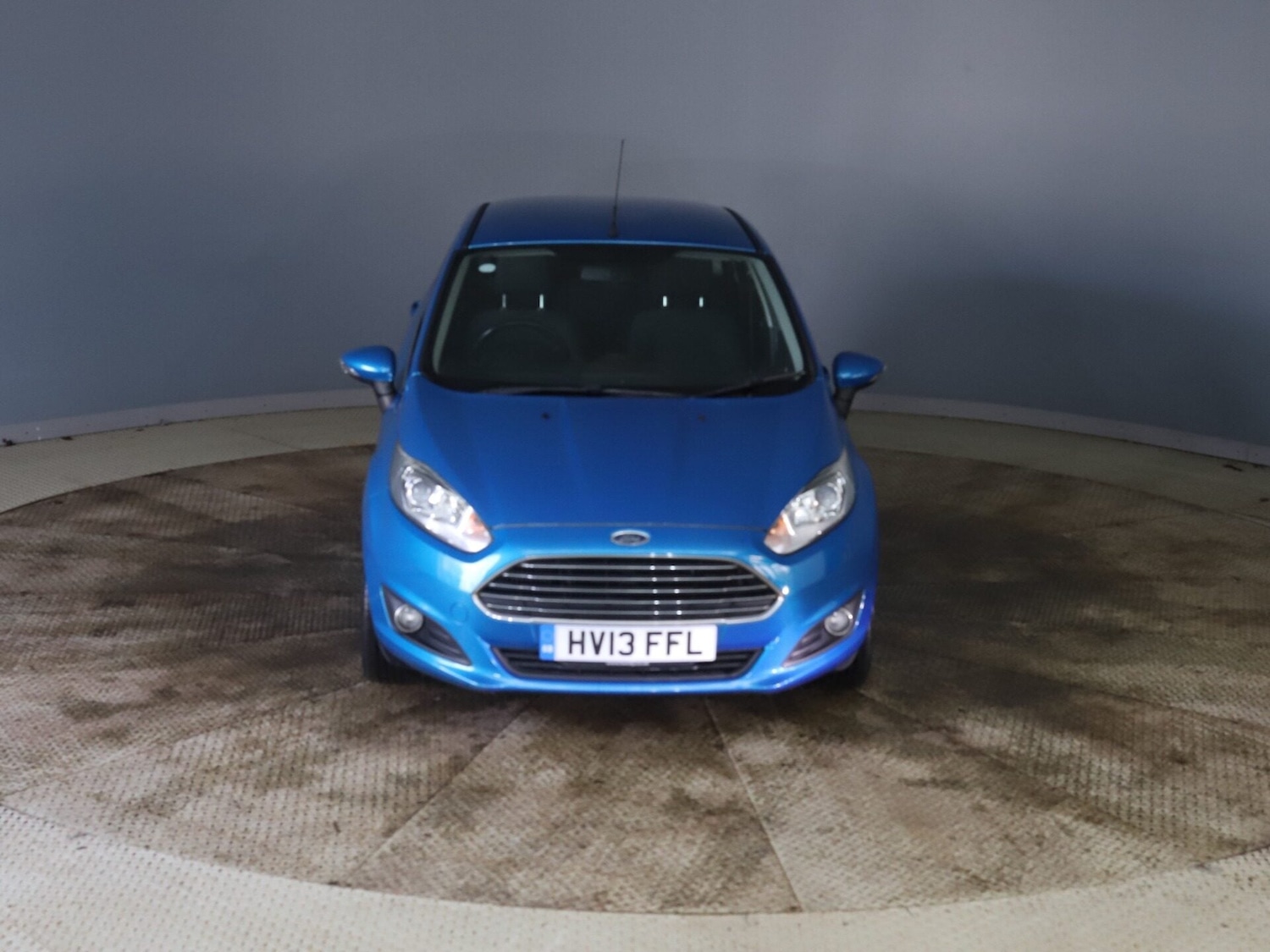 Used Ford Fiesta 2013 for sale - 77324619: Photo 2