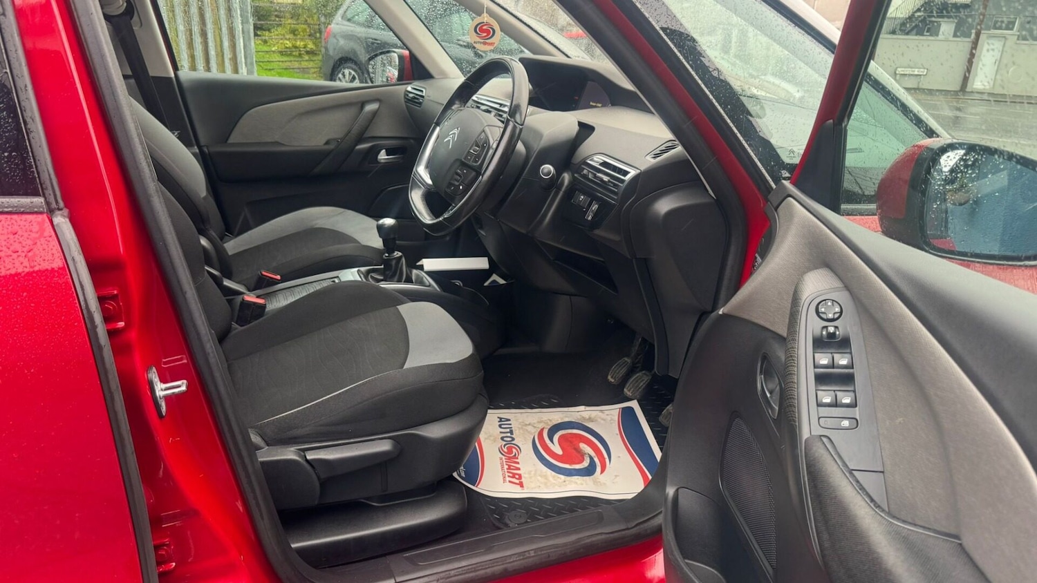 Used Citroen Grand C4 Picasso 2015 for sale - 77915553: Photo 10