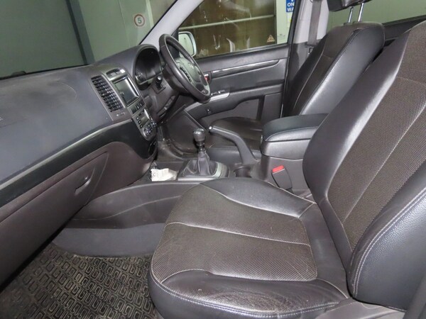 Used Hyundai Santa Fe 2012 for sale - 76207591: Photo 11
