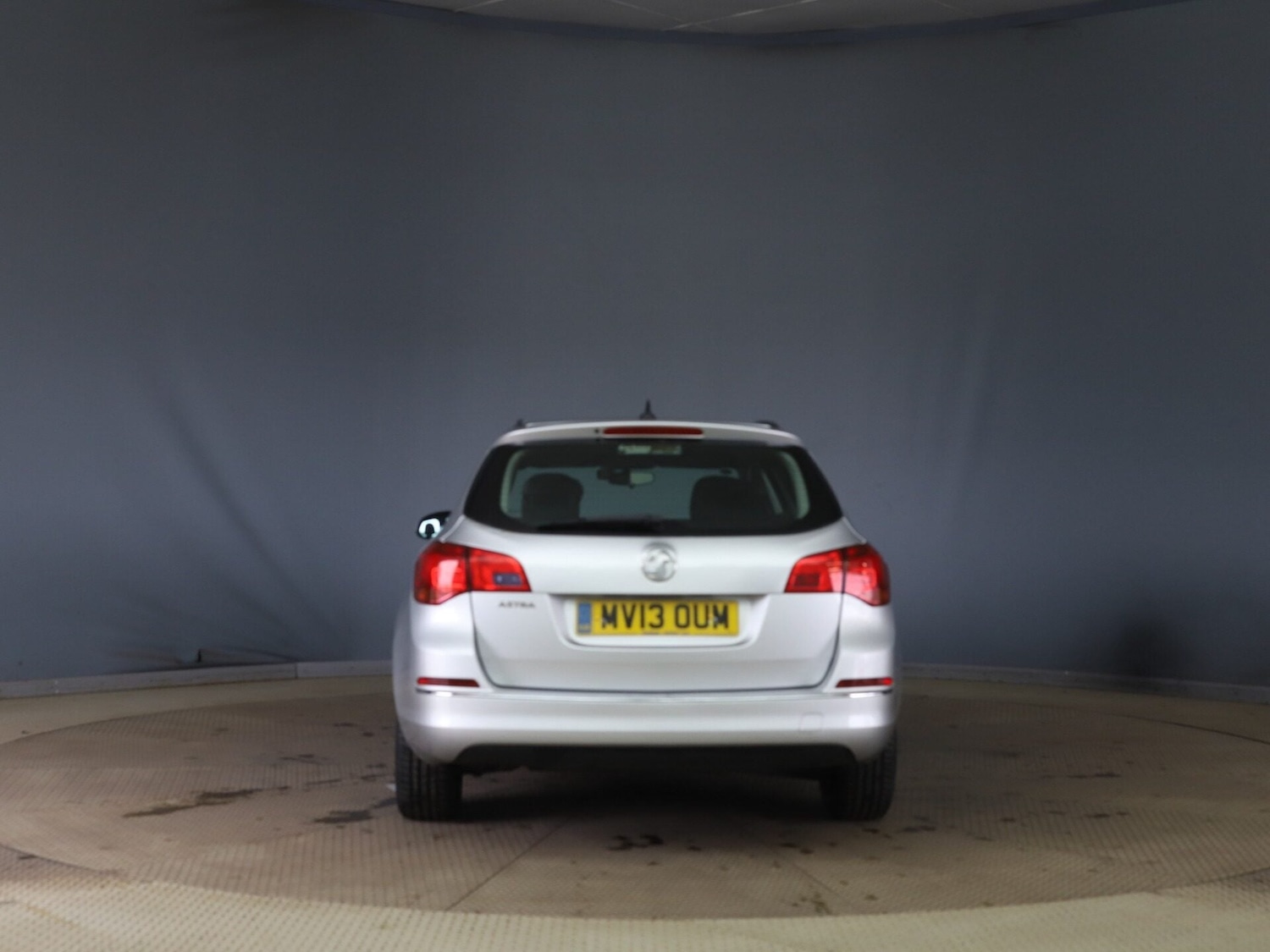 Used Vauxhall Astra 2013 for sale - 78027270: Photo 4