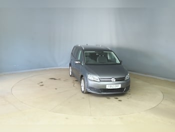 Used Volkswagen Touran 2012 for sale - 79218080: Photo