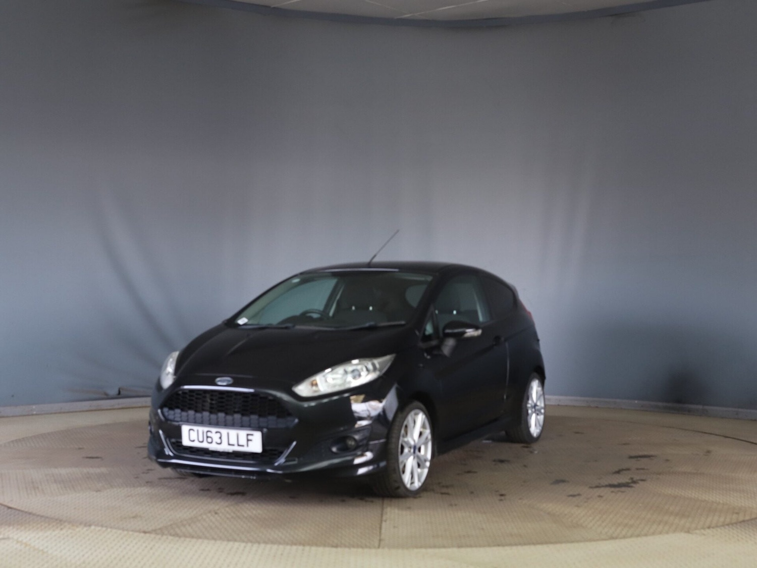 Used Ford Fiesta 2013 for sale - 77803294: Photo 3