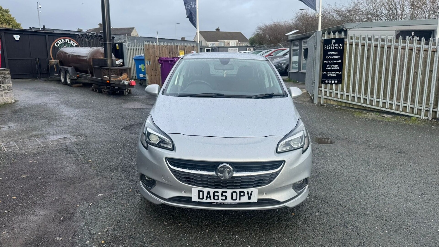 Used Vauxhall Corsa 2015 for sale - 77340673: Photo 2
