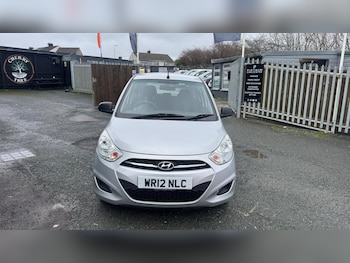 Used Hyundai i10 2012 for sale - 76736537: Photo