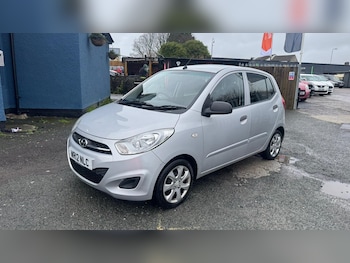 Used Hyundai i10 2012 for sale - 76736537: Photo