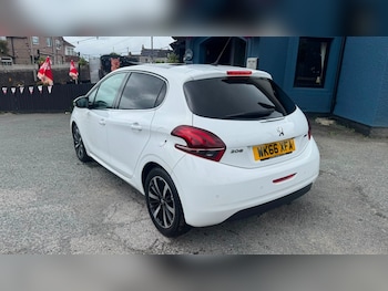 Used Peugeot 208 2016 for sale - 78993924: Photo