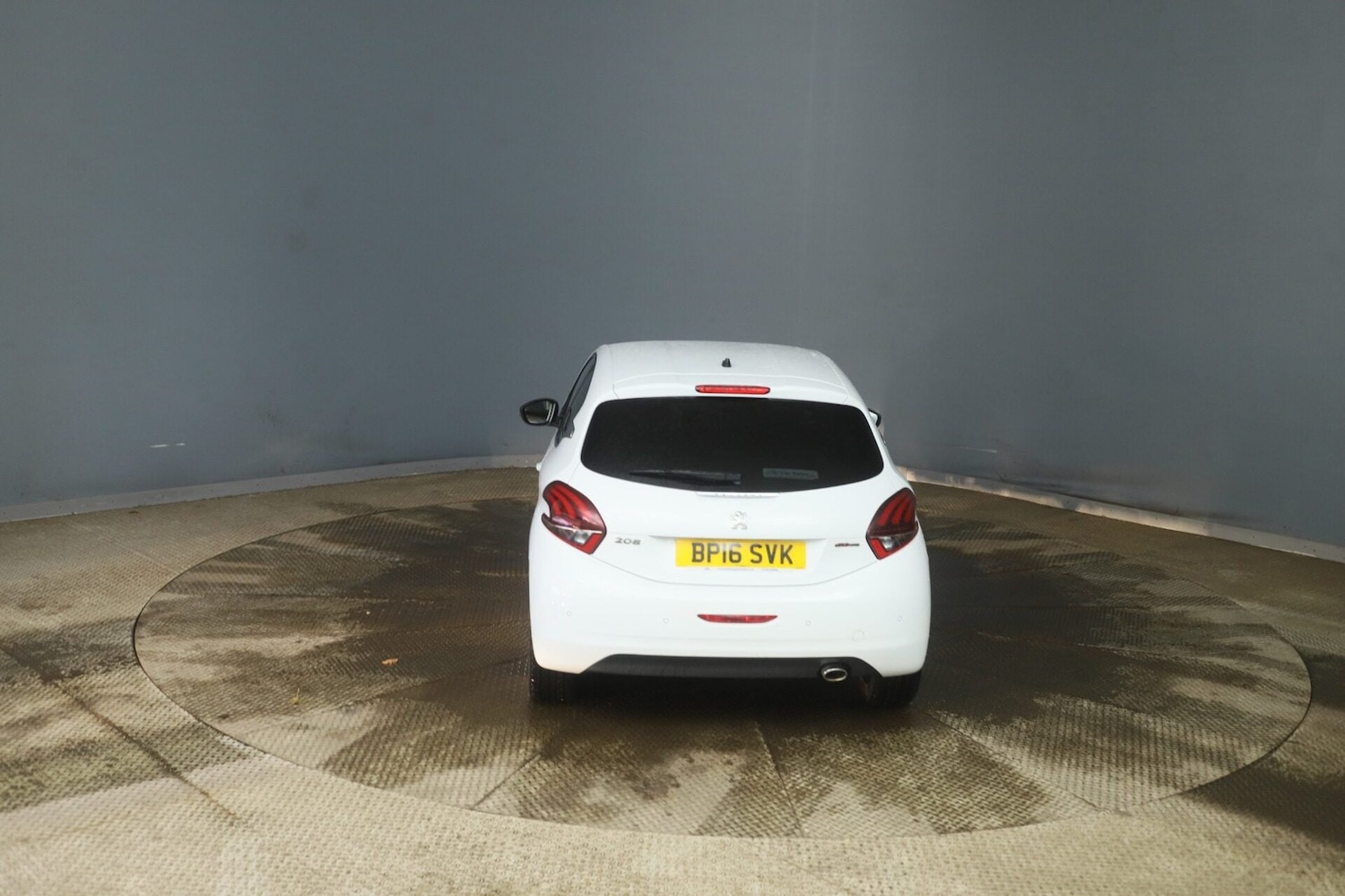 Used Peugeot 208 2016 for sale - 76969856: Photo 4