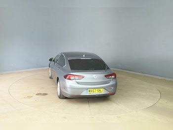 Used Vauxhall Insignia 2017 for sale - 79356165: Photo