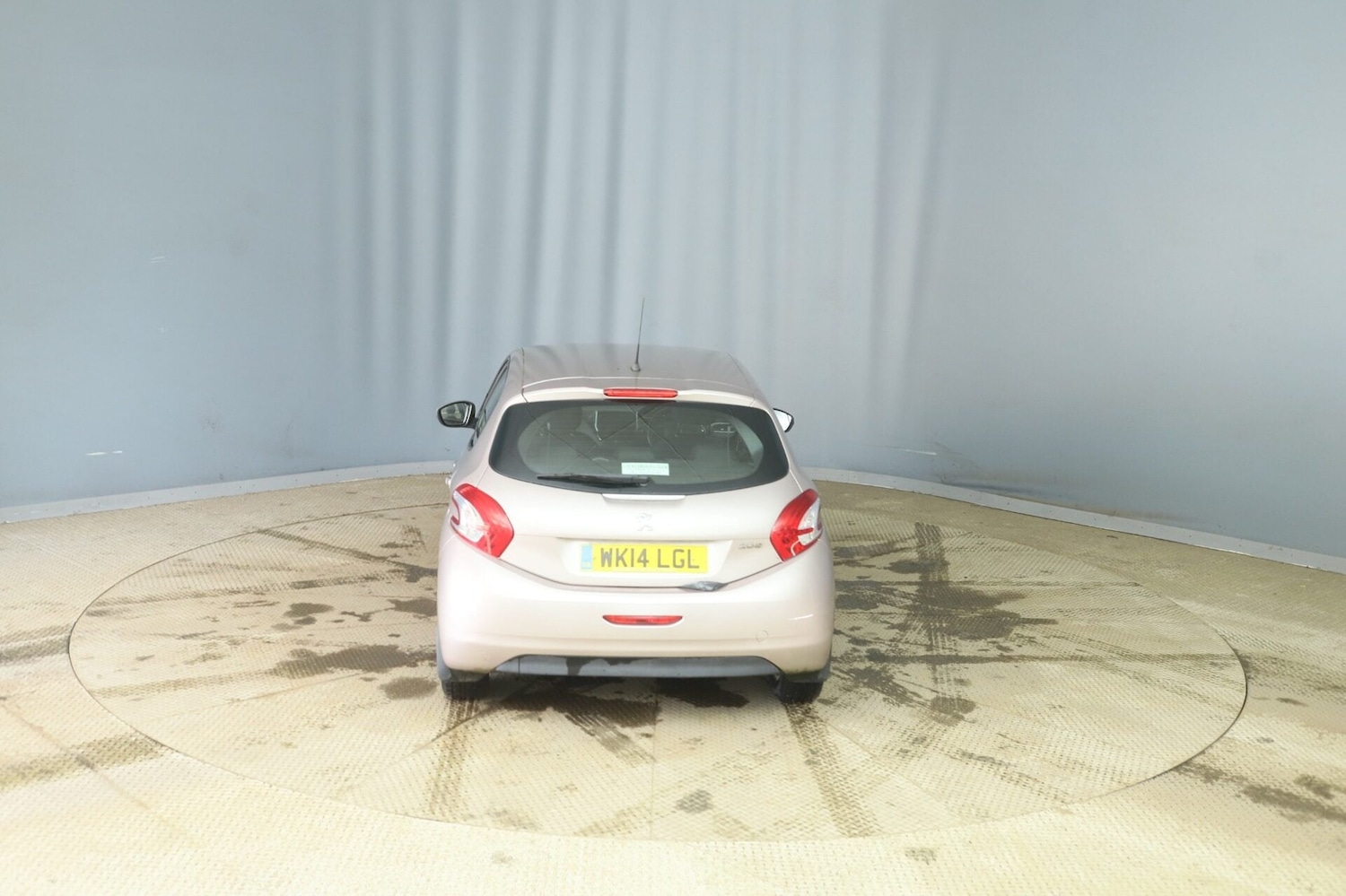 Used Peugeot 208 2014 for sale - 77517648: Photo 4