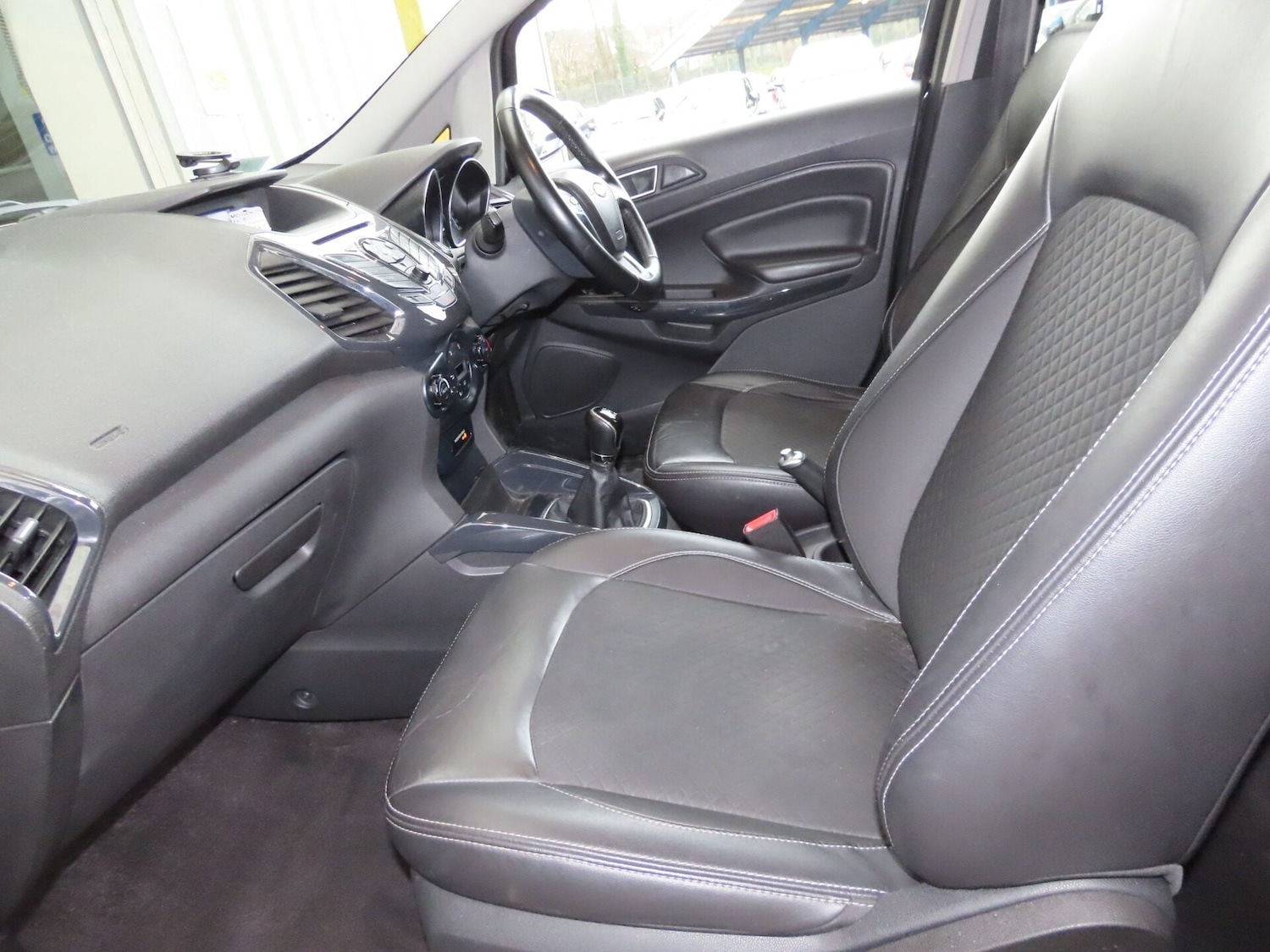 Used Ford Ecosport 2017 for sale - 76969852: Photo 11