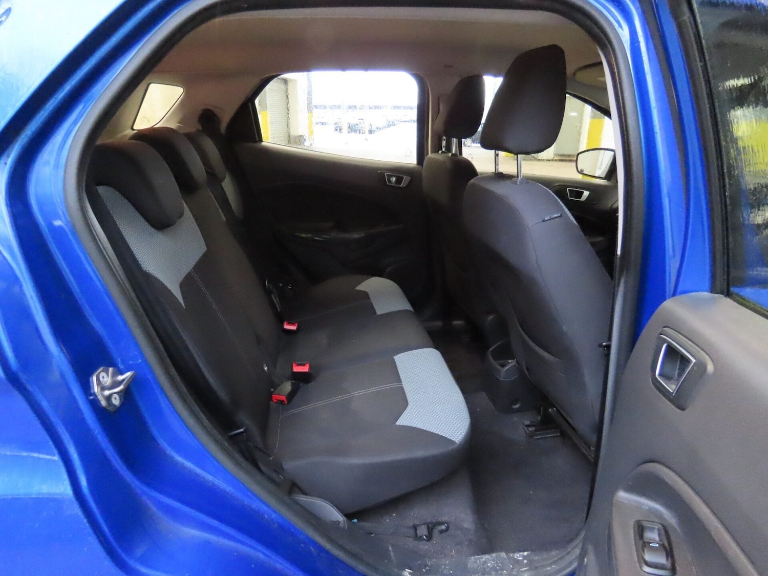 Used Ford Ecosport 2015 for sale - 77716302: Photo 8